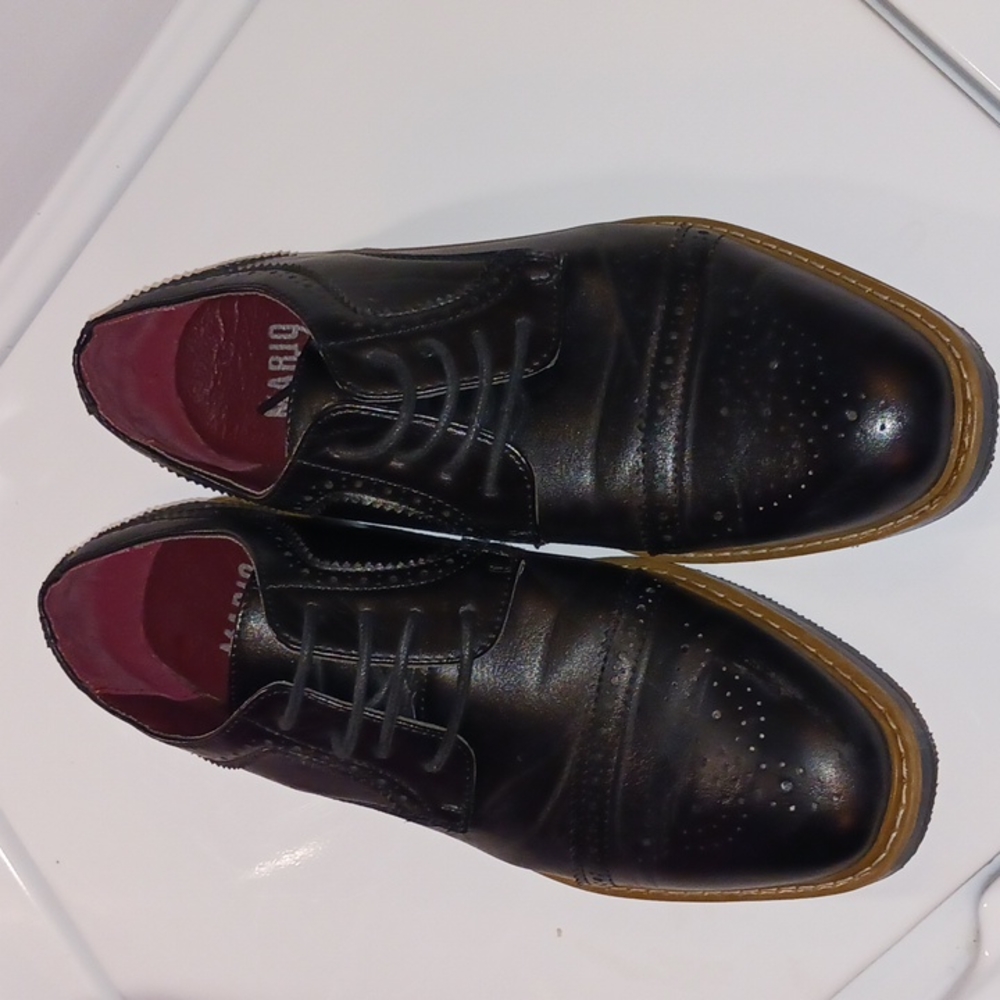 Mario Lopez dress shoes